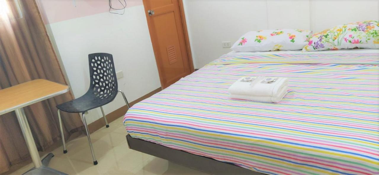 Jb Valdres Apartment Манила Экстерьер фото